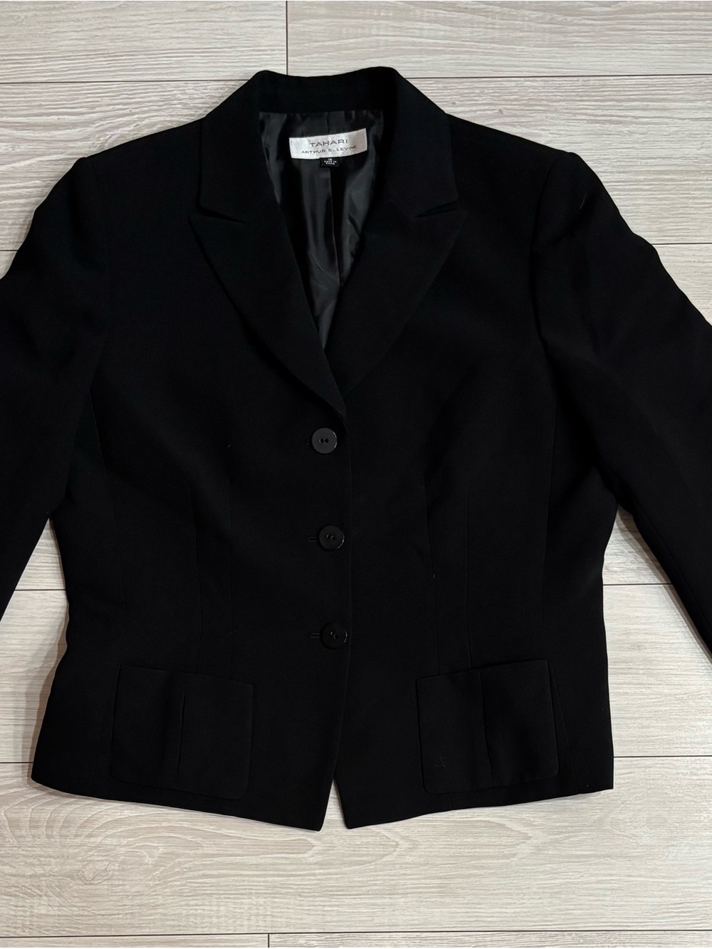 Tahari Black Blazer size 16